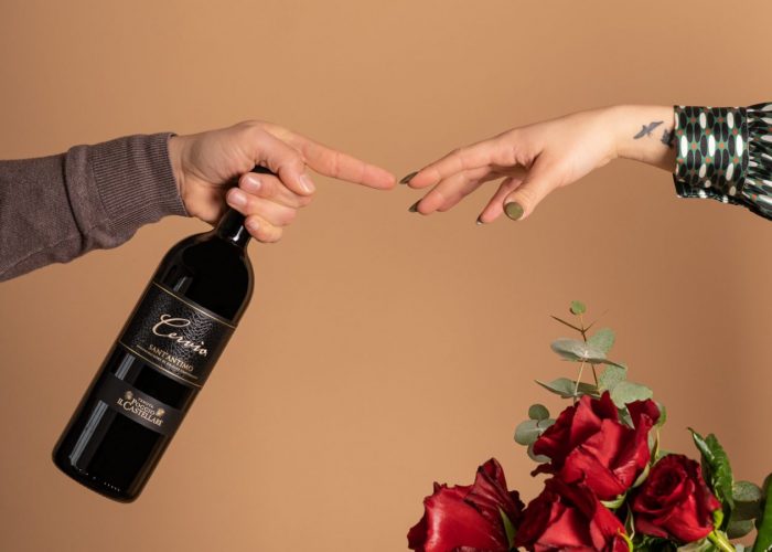 Tenute Toscane, il vino perfetto per San Valentino seducente