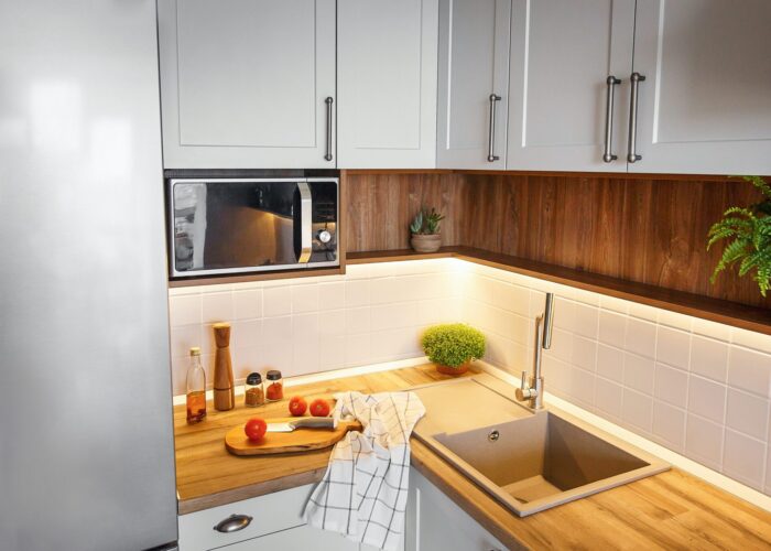 Versatilità e design: scopri il forno a microonde combinato ideale per la tua casa