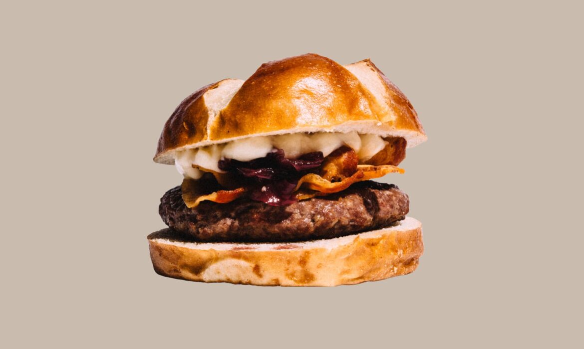 “Quintalino”, apre a Milano la nuova hamburgeria di Alessandro Cattelan e Francesco Panella